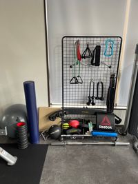 アタッチメント類 - Fitnear gym つくば店 レンタルトレーニングルームAの室内の写真
