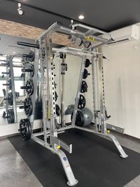 ラック - Fitnear gym つくば店 レンタルトレーニングルームAの室内の写真