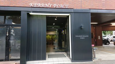 1階ビルに入ると奥にエレベーターがあります。 - SASUKE　SPACE　SHAREの入口の写真