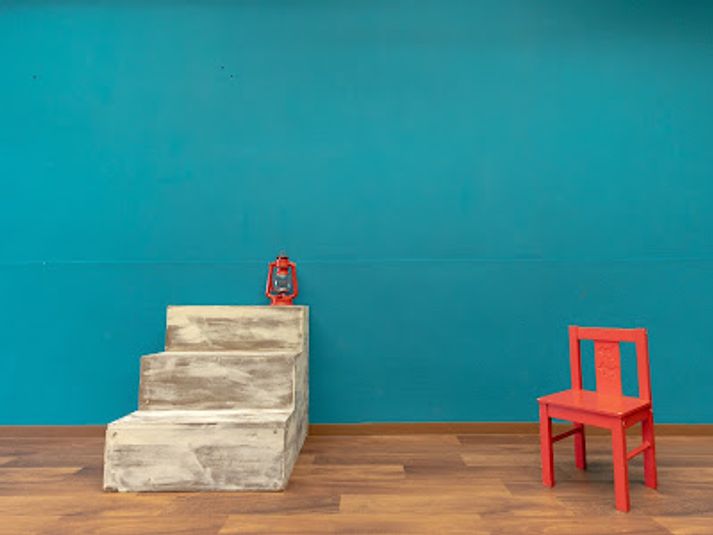 【撮影スタジオ】大きな窓と4種類の壁、豪華小道具を無料使用 - studio bibi《concept room》