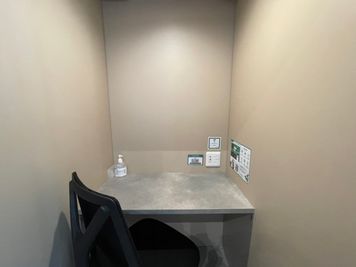 RemoteworkBOX TKPガーデンシティ横浜西口店 No.1の室内の写真