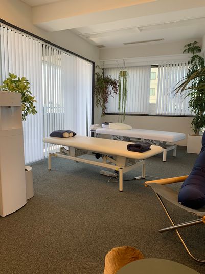 自動昇降施術台付サロン - 「ハローミトコンドリア」