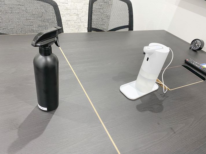 【８名会議室】Wi-Fi、ホワイトボード、大型モニター利用可能！ - STAYUP湘南藤沢店