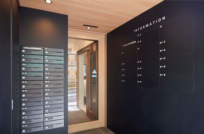 閑静なオフィス街のビルの中にあるスペースです♪ - Colony#15高田馬場 【2名部屋】個室ドロップイン №5の入口の写真