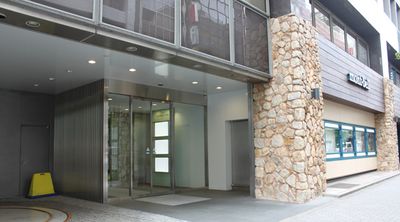 【R3C貸会議室】野村不動産新宿南口ビル（旧NMF新宿南口ビル） ミーティングルームの外観の写真