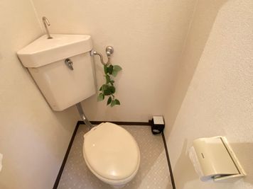 トイレ - ルーチェ中崎 【 White ROOM】 レンタルサロン ルーチェ中崎【ホワイトルーム】の室内の写真