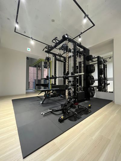 マシン充実！パーソナルトレーニング用レンタルスペース！ - AuSportGym オスポールジム