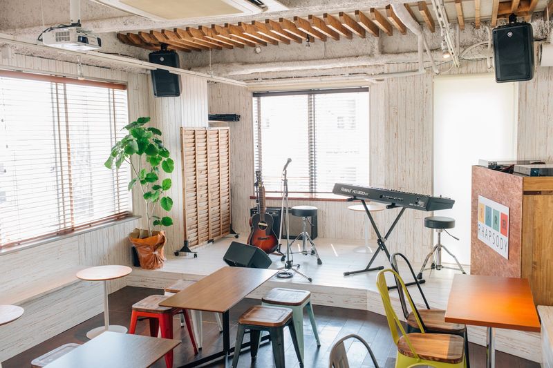 アコースティックライブハウス、レンタルスペース、多目的スペース - 下北沢RHAPSODY(ラプソディー)