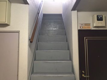 パーティ・誕生日会【コンビニ0分】オオノビル305「ロココ川口」 ハロウィン🎃2面採光✨ママ会👶優しい日差し💗癒し系スペースの外観の写真