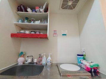 パーティ・誕生日会【コンビニ0分】オオノビル305「ロココ川口」 ハロウィン🎃2面採光✨ママ会👶優しい日差し💗癒し系スペースの室内の写真