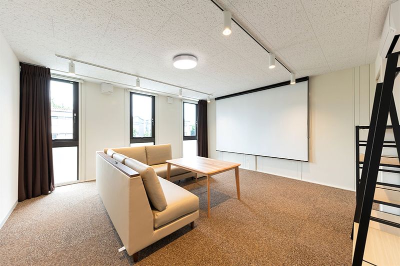 Living2 - U-SPACE　岐阜店