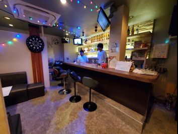 cafe&bar connect 梅田レンタルスペースの室内の写真