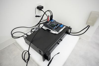 音響機器を完備。
IPhone、typeCでの接続が可能です。　 - レンタルスタジオ「STUDIO CDA SHIBUYA」 STUDIO CDA SHIBUYAの設備の写真