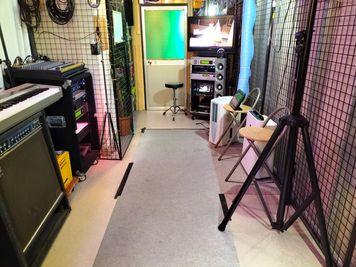 カラオケ練習時 - スタジオ　ジャンク・ファブ 福井JUNK FAB　第3スタジオの室内の写真