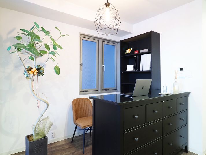 サロンに必要な物は全て揃うレンタルスペース - ROMAN