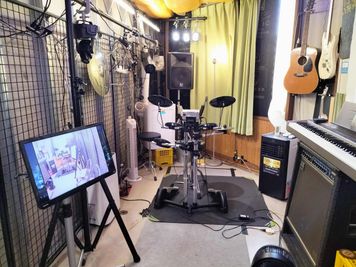 通信ドラムレッスン時 - スタジオ　ジャンク・ファブ 福井JUNK FAB　第3スタジオの室内の写真