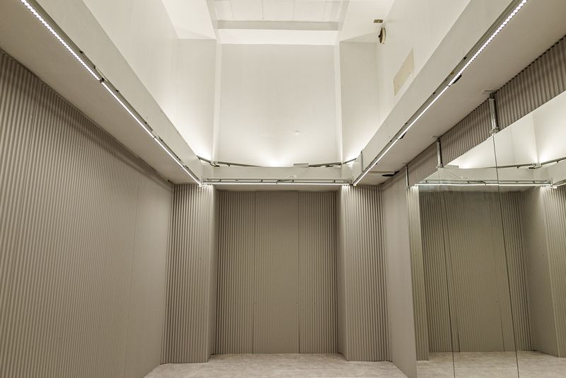 "Gallery" 4F - in the house / Shibuya