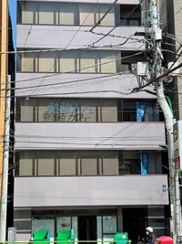 入り口が少しわかりにくいのでお気をつけください。 - 勉強カフェ虎ノ門スタジオ 完全個室TELブース(2F)の外観の写真