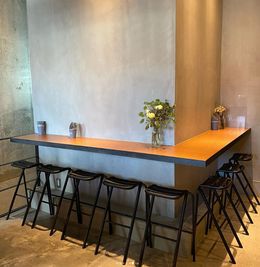 ポップアップストアや展示販売におすすめの無機質なイベントスペース STOCK　COFFEEの室内の写真