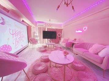 新大久保 ispaceの室内の写真