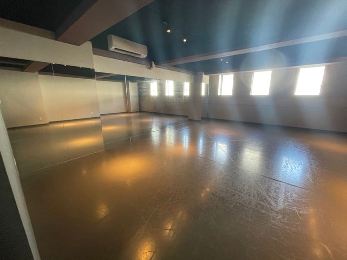 【大阪難波】Studio Akingdom大阪なんば校 - Studio Akingdom WEST 大阪なんば校　