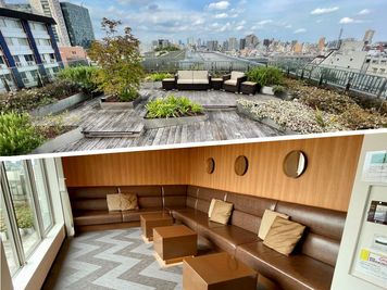 【ラグジュアリーな室内と屋上テラスが両方使えます！】 - ザ・パークハビオ新宿 屋上スペースの室内の写真