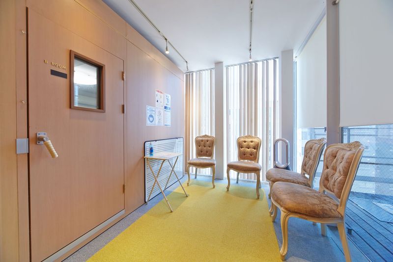 防音室B【ピアノ】WIFI（即決） - フィアルサロン【渋谷／表参道／南青山】🎹ピアノ📶高速WIFI