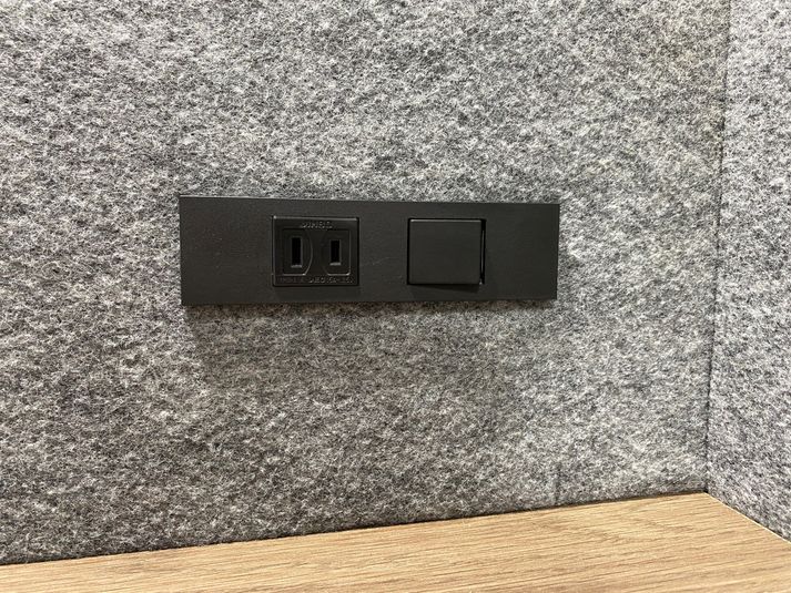 【TELブース①】高速Wi-Fi＆有線LAN完備！ - STAYUP湘南藤沢店