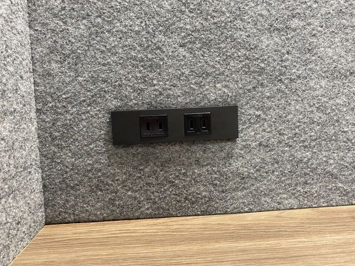 【TELブース②】高速Wi-Fi＆有線LAN完備！ - STAYUP湘南藤沢店