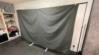 背景布用スタンドと背景布（黒）の組み合わせ - レンタルスタジオ 301 - B Bright新宿301の室内の写真