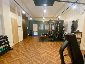 LILA Fitness Studio トレーニングスペース(撮影用)の室内の写真