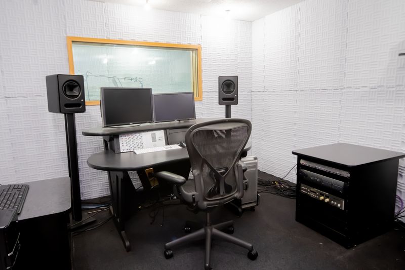 【セルフレコーディング】歌・声・楽器の録音、編集/ミキシング - 秋葉原エンタメ総合スタジオ【レコーディング/ダンス/写真撮影】