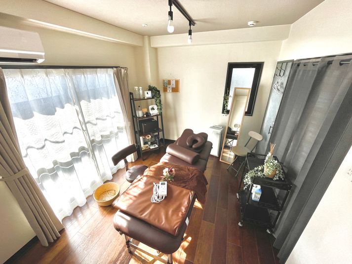 日当たり良好✨【浦和駅徒歩6分】完全個室✨二重窓✨無料備品多数 - レンタルサロン MUM