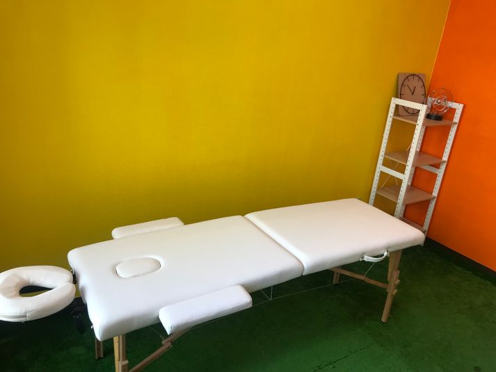 1h700でシャワー・施術台付き完全個室サロン！都心！駅近！ - 貴方の店グループ・四谷サンハイツ店