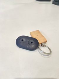 受け付けで電子キー専用キーをお渡しします。トイレなどの離席時も安心です♪ - GARAGE MACHIDA 南大谷店 町田フリードリンク付レンタル完全個室（A席）/駐車場無料の設備の写真