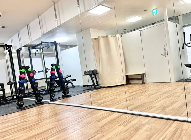 個室レンタルジム/レンタルスペース カメレオンGYM - 門真プラザ店