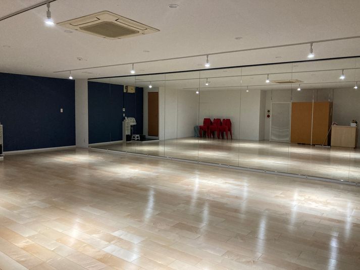 広々新設大口レンタルダンススタジオ - DANCESTUDIO carat