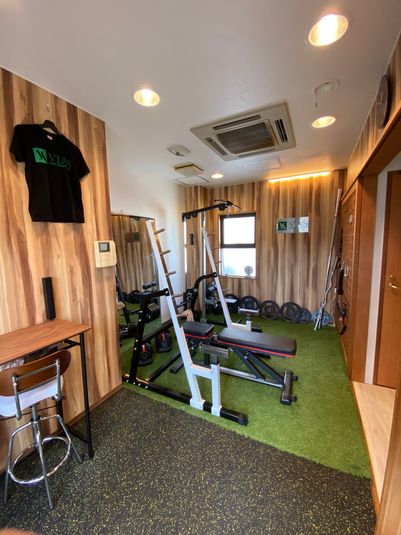 ボディメイクサロンVIAS パーソナルトレーニングジムVIASの室内の写真