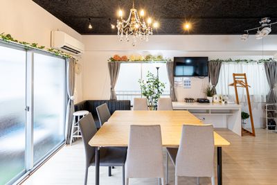 【アイリス池袋】
エアコン、テレビなども完備です - 長時間割✨池袋駅西口料理可能な24時間営業貸切レンタルスペース レンタルスペース【アイリス池袋】5F🌈の室内の写真