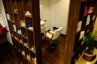 【Claw/町田駅ターミナル口より徒歩3分】 アットホームな雰囲気のサロン席貸し /撮影などにご利用ください - Claw