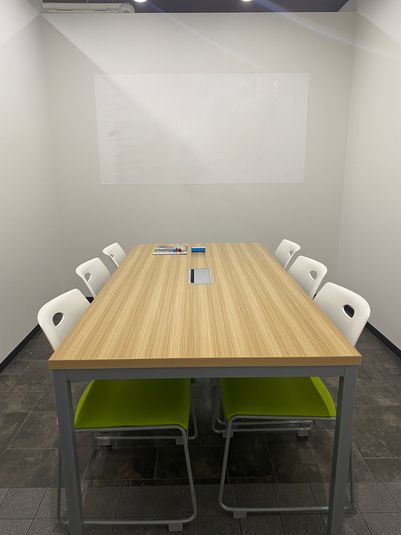 貸し会議室A - Incubation LABO