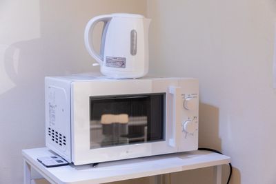 電子レンジ…1台
電気ケトル…1台 - マカロン神保町 キッチン付きレンタルスペース・パーティルームの設備の写真