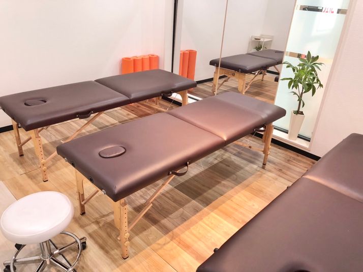 個室サロンB【施術ベッド3台まで可】 - LaQoo天神橋三丁目【シェアサロン＆レンタルスタジオ】