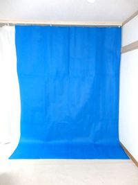 背景幕　2m×2.7ｍ　カラー：ブルー - サンライズ企画　向山スタジオ 個室レンタルスタジオの室内の写真