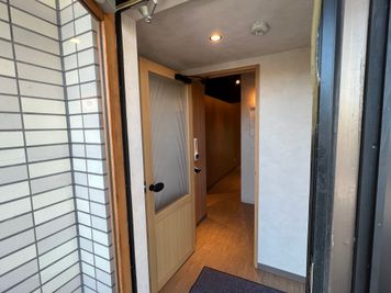 焼肉芝浦　二子玉川店 個室１の入口の写真