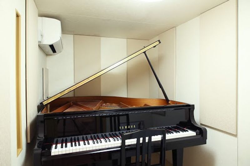 サウンドフリージョイ ピアノスタジオ　A1の室内の写真