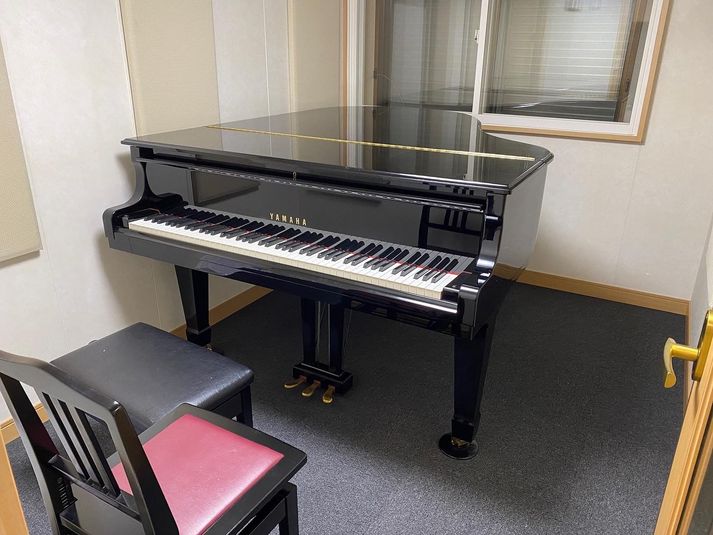 レンタルスペース防音室内 - サウンドフリージョイ ピアノスタジオC3の室内の写真