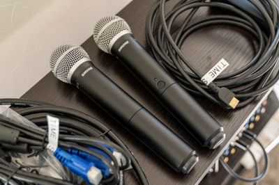 【マイク2本お使いいただけますので、大人数のイベントにもオススメです】 - TIME SHARING 新宿御苑前 壱丁目参番館 8Aの設備の写真
