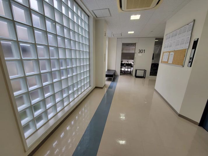 【301～303】大セミナール＜最大80名＞92㎡　 - サム貸し会議室