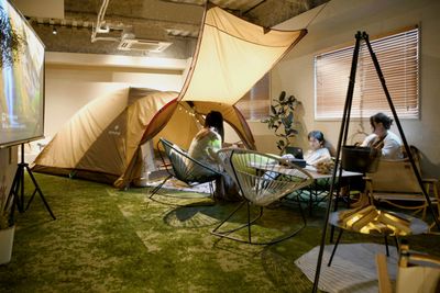 Theater Www 屋内グランピングの室内の写真